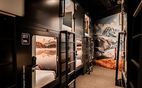 Capsule Hotel - Zurich Airport